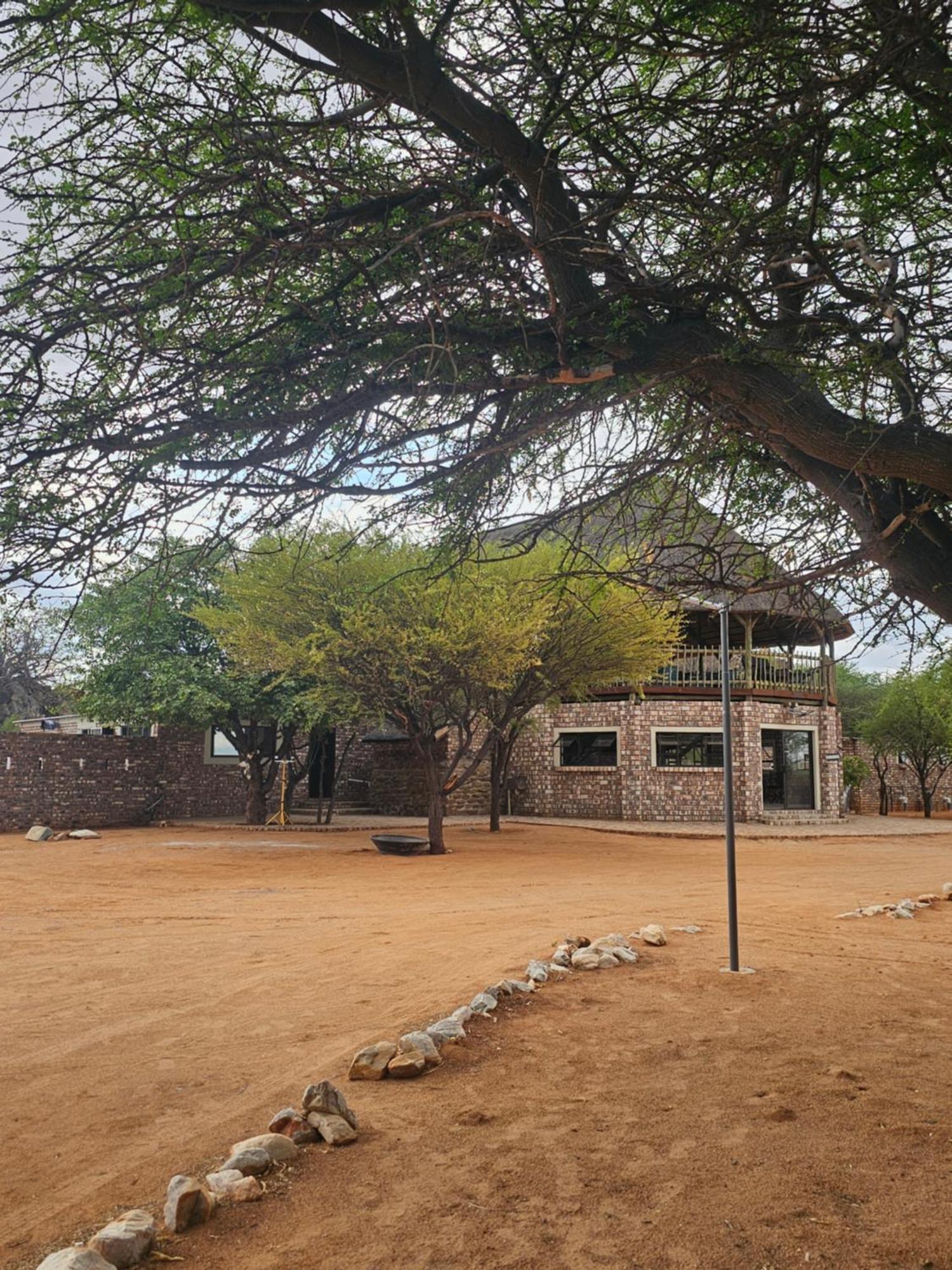 Kaoko Bush Lodge Kamanjab Exterior foto